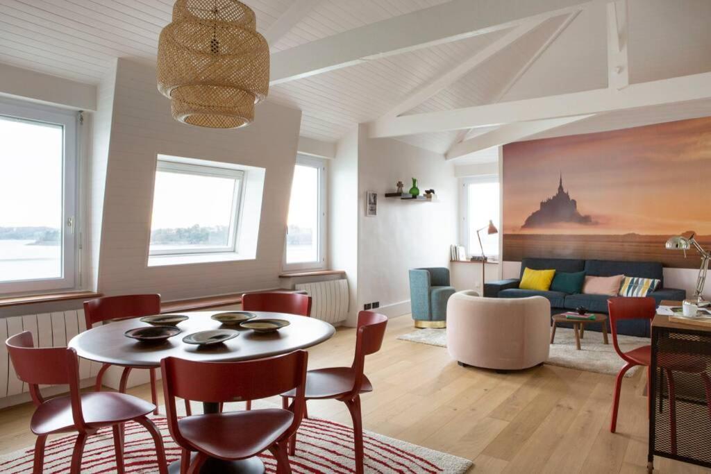Dinard, Tres Bel Appartement***** Avec Vue Sur Mer Luaran gambar